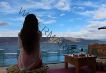 Why the Pajama Top Should Be Your Summer Uniform