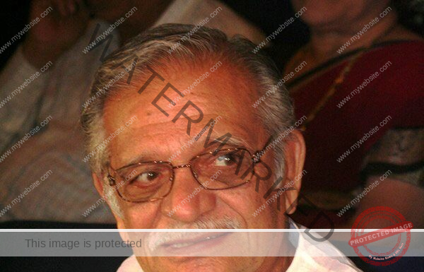 Gulzar, Rambhadracharya receive 58th Jnanpith Awards