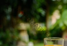 FSSAI orders removal of misleading ‘100% fruit juice’ claim from juice package