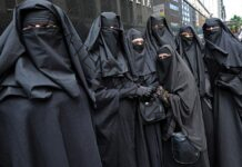 ‘Will you ban girls wearing Bindi or Tilak’: SC stays Hijab ban order of Mumbai college