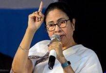 Woman Held After Alleged Knife Threat to Mamata Banerjee
